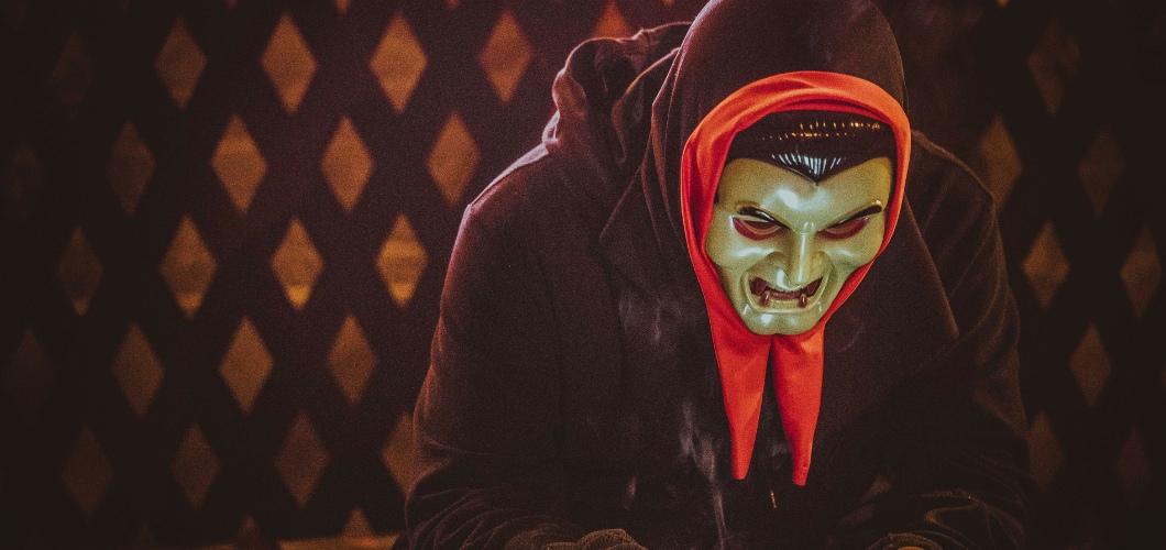 Navigating the Challenges of Synthetic Media Threats in Deepfake Phishing